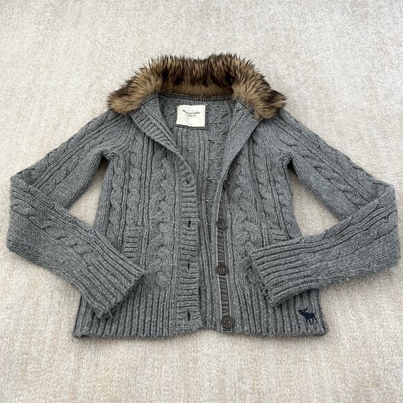 Abercrombie & Fitch Sweaters - Abercrombie & Fitch Fur Trimmed Grey Wool Cardigan Sweater S Chunky Cable Knit
